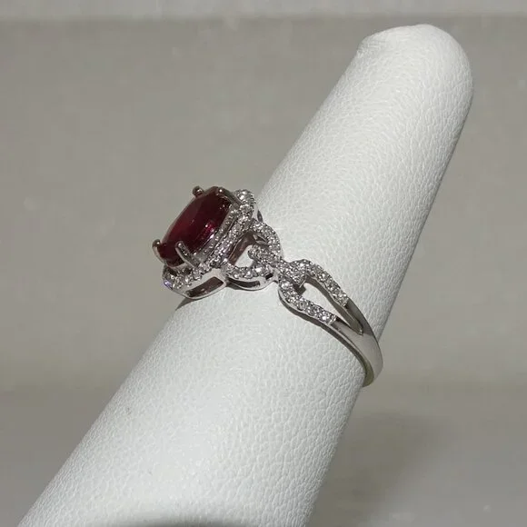 STUNNING DESIGN!! DIAMONDS & RUBY14K RING - Picture 4 of 11